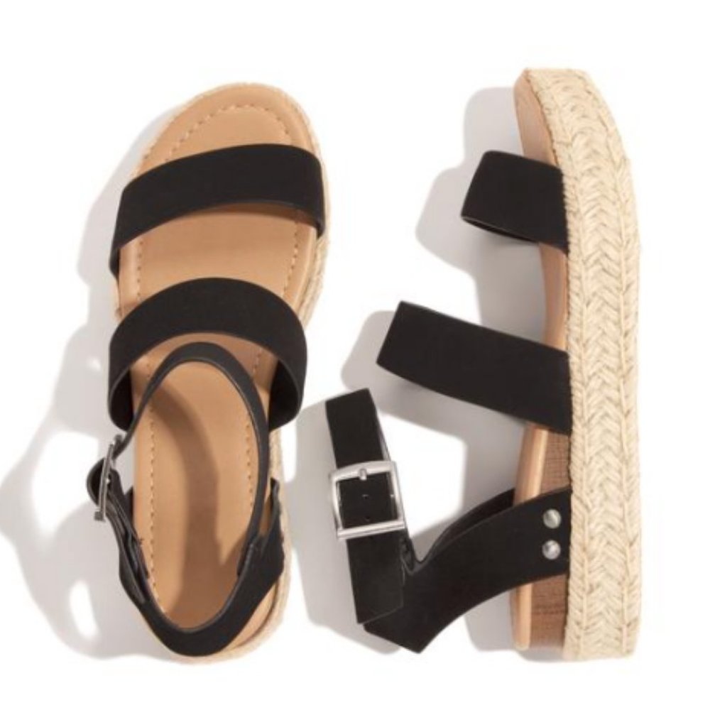 !! LAST PAIR SIZE 6 !! Espadrille Sandals in Black - Picture 2 of 5